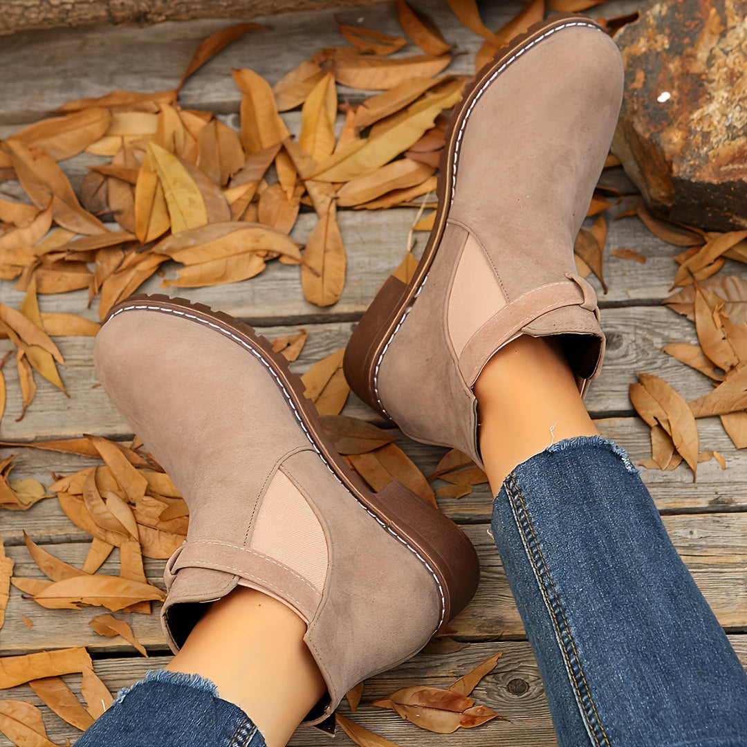 Caoimhe | Women&